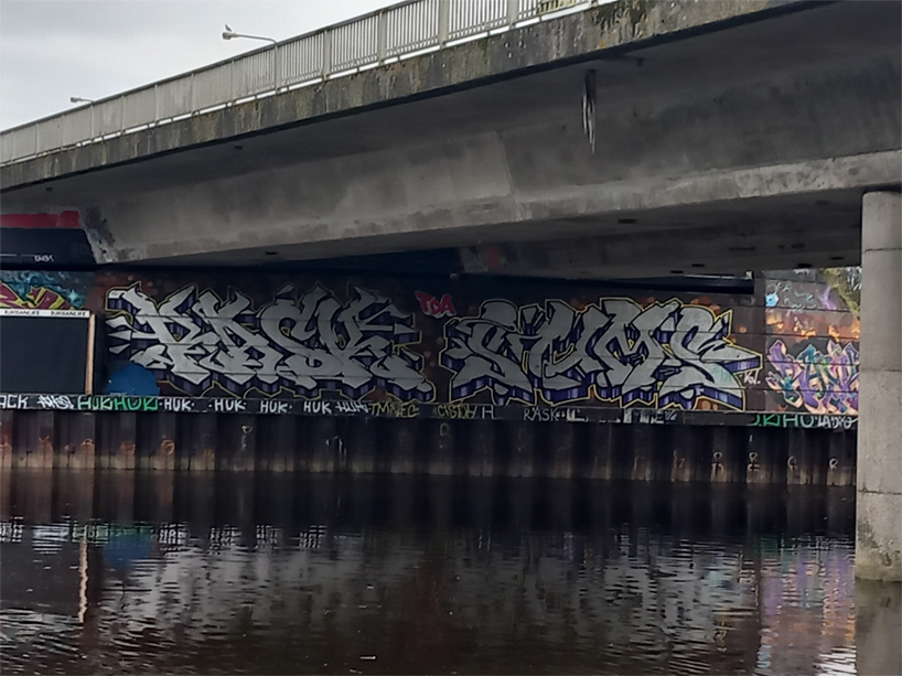 This is a photograph of some graffiti