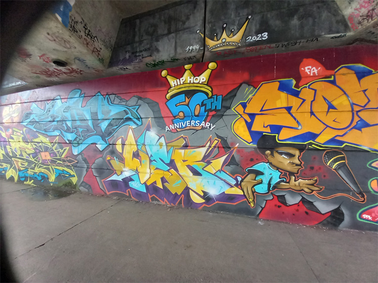 This is a photograph of some graffiti